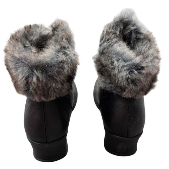 Cozy Chic – Easy Spirit Black Wedge Booties 9.5 - Picture 4 of 5